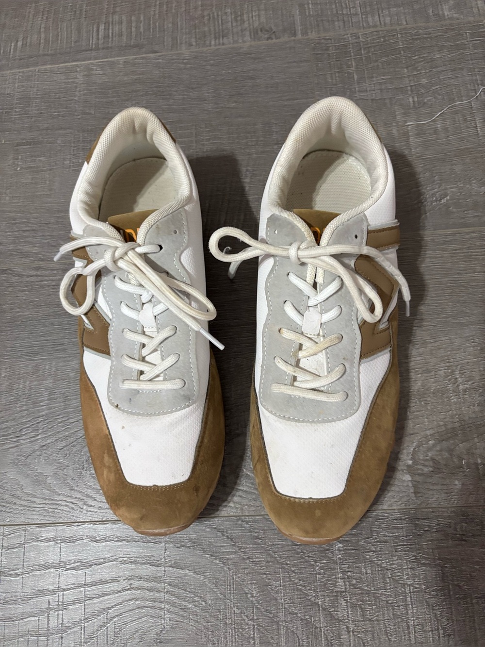 Women’s JDBL Fashion Casual Retro Sneakers in White and Brown